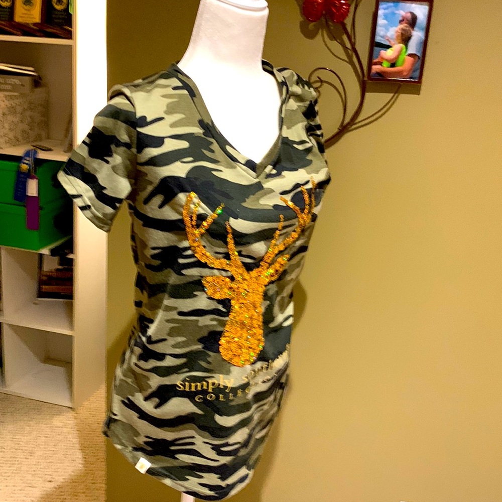 Simply Southern v neck buck bling tshirt